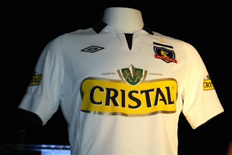 The team has played its home. New Colo Colo Jersey 2013- Umbro Colo Colo Kits 2013 ...