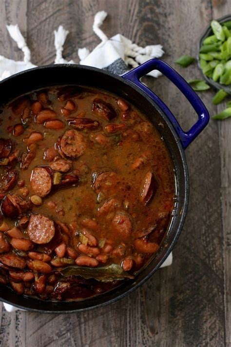 Beans are obviously a great source of fiber and protein, but they also supply our bodies with important minerals in new orleans there is a tradition of making your red beans on monday. New Orleans Red Beans and Rice | Recipe | Bean recipes ...
