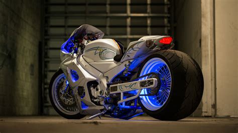 racing motorcycle suzuki gsx r1000 wallpapers and images wallpapers pictures photos