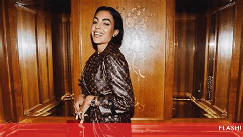 O Look De Georgina Rodríguez No Desfile Da Louis Vuitton Na Semana Da