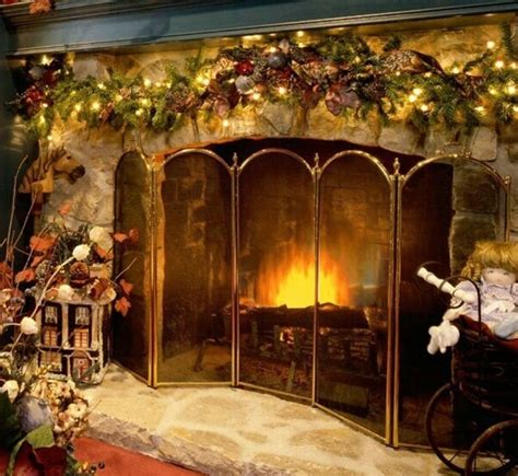 45 Christmas Fireplace Wallpaper Animated On