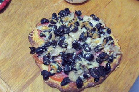 Black Olive Mushroom Pizza