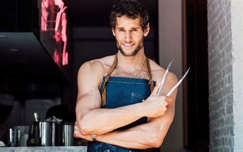 El chef más sexy del mundo es peruano y le encanta cocinar a torso desnudo