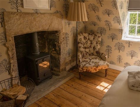 Cotswold Cottage Bedroom Alison Chambers English Cottage Interiors