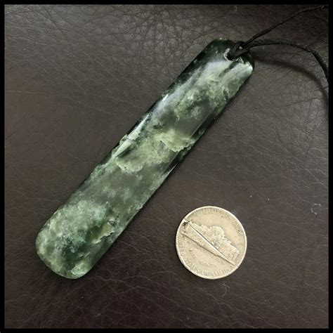 Vintage Natural Spinach Green Nephrite Jade Pendant Necklace Phoenix