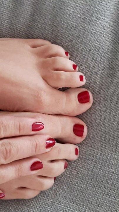 Red Nails And Beautiful Feet Free Free Mobile Youjizz Hd Porn Xhamster