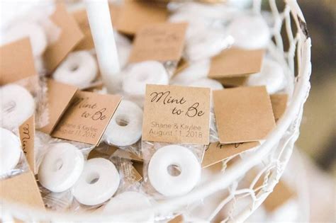31 Unique Wedding Favor Ideas For Your Guests