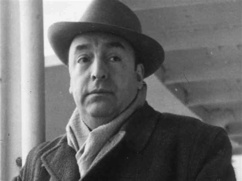 Walking Around Analysis by Pablo Neruda - Beaming Notes