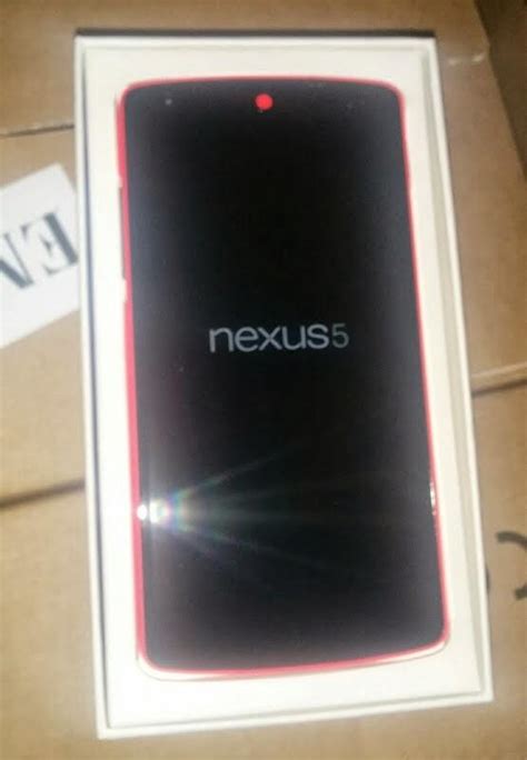 Red Nexus 5 Shows Up In Pictures