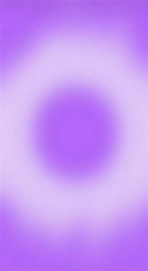 Download Plain Circular Purple Gradient Blur Iphone Wallpaper
