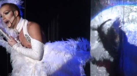 Communicate with the drag queen you select to work out the details of your event. Loona Joans Drag-Queen Performance-Mix 2012 Pulverfass ...