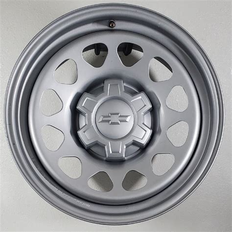 Chevy Silverado 1500 Factory Original 2019 2024 Oem 17 Silver Wheel