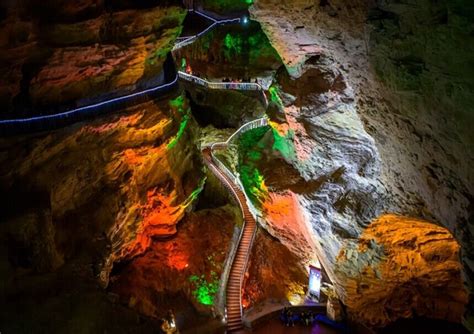Yellow Dragon Cavern Zhangjiajie Huanglong Cave Yellow Dragon