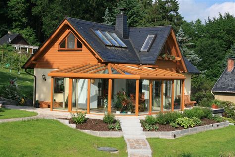 Durch die großen glasfronten ist ein wintergarten tagsüber mit tageslicht durchflutet und macht es so möglich, auch innerhalb. WINTERGÄRTEN