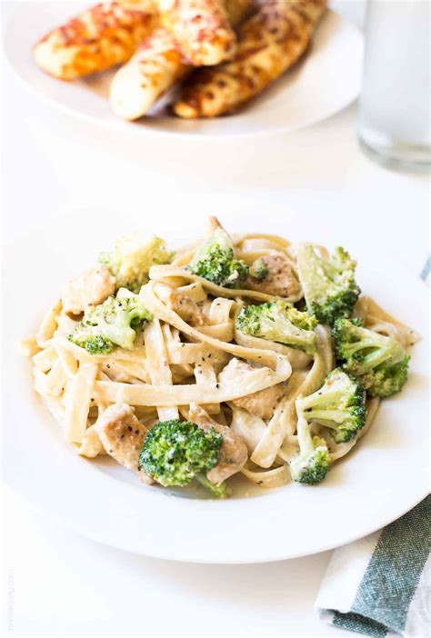 Broccoli Chicken Fettuccine Alfredo Minute Meal Tastes Lovely