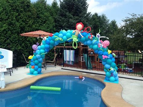 33 Summer Pool Party Ideas How To Throw An Epic Summer Pool Party Pool Party Decorations