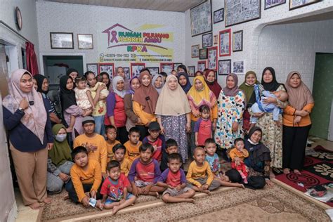 Gandeng Indonesia Pasti Bisa Sicepat Ekspres Bantu Rumah Pejuang