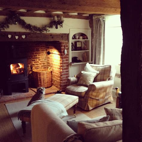 20 Cosy Cottage Living Rooms