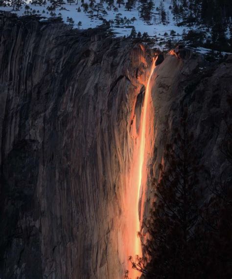 With Only A Trickle Of Water Yosemites Firefall Still Puts On Show