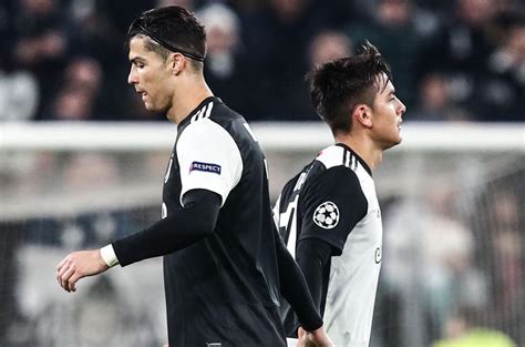 Cristiano Ronaldo En Juventus Cr7 Lució Nuevo Look Con Flequillo Y