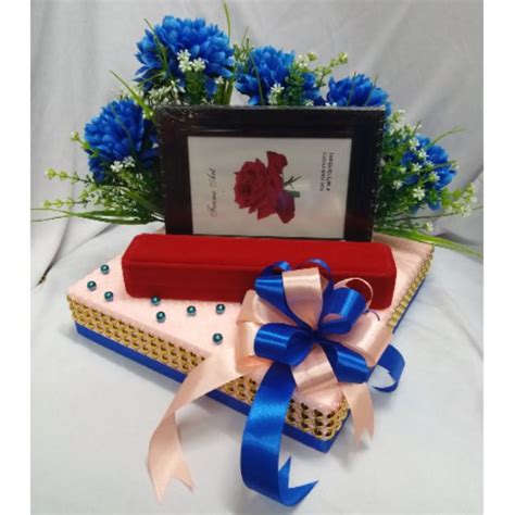 Gubahan Hantaran Frame Mas Kahwin Cw Bekas Rantai Tangan Peach Blue