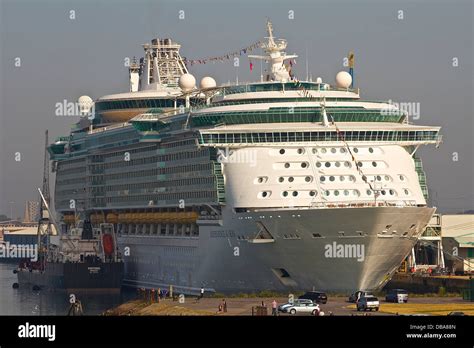 MS Independence of the Seas is a Freedom-class cruise ship operated by