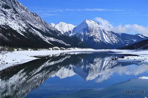 水中倒影 全景 雪景 山 Bergsee 加拿大 镜像 清除图片免费下载 觅知网