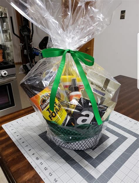 Check spelling or type a new query. DIY father's day gift basket | Fathers day gift basket ...