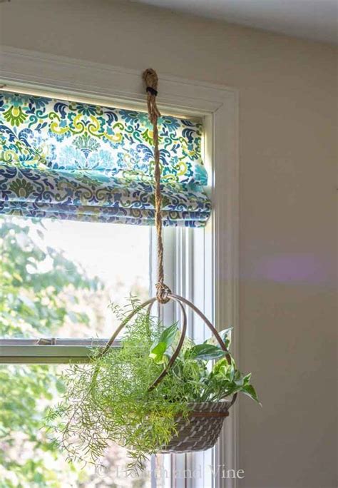 Easy Diy Hanging Basket Planter With Embroidery Hoops Basket Planters