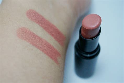 Wet N Wild Mega Last Lip Color In Bare It All 902c Review Photos Swatches Jello Beans