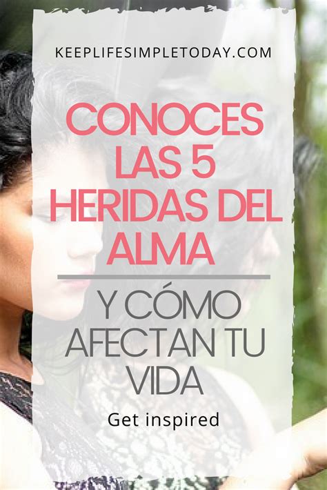 A Woman Holding An Umbrella With The Words Conoces Las 5 Herdas Del Alma