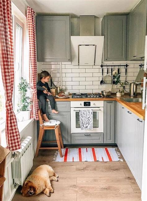 35 Excellent Small Kitchen Decor Ideas On A Budget Decorkeun