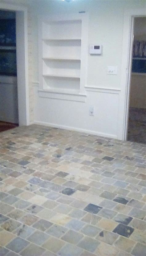 Farmhouse doesn't have to mean devoid of colour. Pin by Pamela Crump on Farmhouse kitchens | Farmhouse ...
