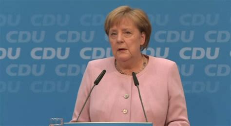 Angela Merkel Steckbrief Bilder Und News Gmxch