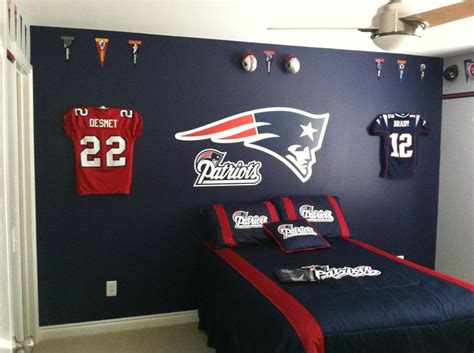 Bring your love of the game into the rest of your life with these cool patriots accessories. Ultra Mount jersey display hangers help create the ...