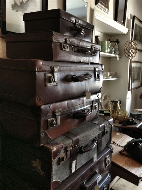 Vintage Suitcases For Display Vintage Suitcases Vintage Luggage