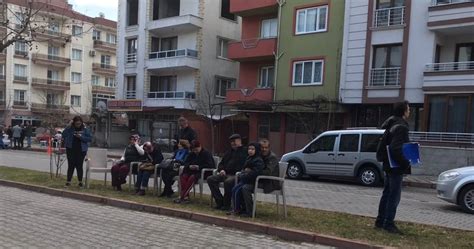 Manisa merkezli büyük bir deprem meydana geldi. Son dakika! Manisa'da 5.1 büyüklüğünde deprem! Son depremler
