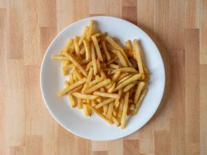 Potatoes, vegetable oil blend (soybean and cottonseed), modified food starch, rice flour, salt, dextrin, corn starch, annatto color, sodium acid pyrophosphate, dextrose, leavening (sodium acid pyrophosphate, sodium. Ore-Ida Extra Crispy Fast Food French Fries review - Shop ...