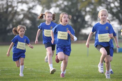Look Primary School Girls Compete In Leamington Cross Country Event