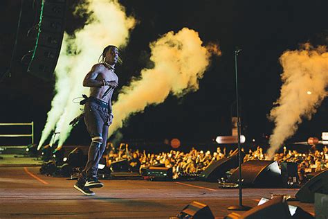 If you're in search of the best travis scott wallpapers, you've come to the right place. Iphone 11 pro max wallpaper hide notch: Travis Scott ...