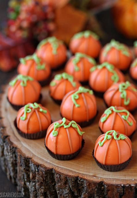 Here are 10 of our fall desserts that would make a great end to your thanksgiving table. 17 Thanksgiving Desserts - The Girl Creative