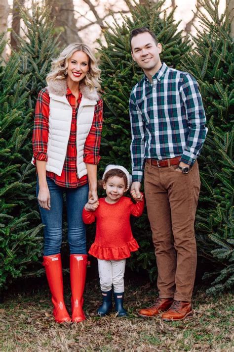 Https://techalive.net/outfit/outdoor Christmas Photo Outfit Ideas