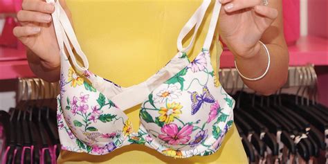 Why Women Wear Bras Has Little To Do With Appearance Huffpost