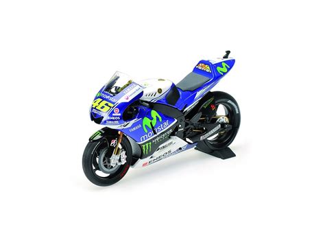 Minichamps 112 Yamaha Yzr M1 Diecast Model Motorcycle 122143046 This