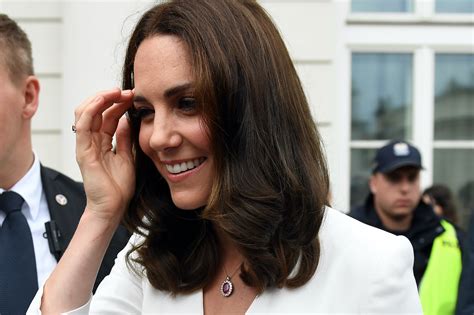 The Reason Youll Never See Kate Middleton Wearing This One Beauty Product Kate Middleton