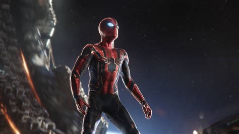 Spiderman In Intergalactic Space Avengers Infinity War Wallpaperhd