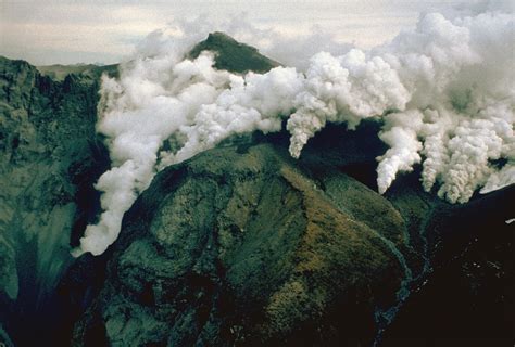 Smithsonian Institution Global Volcanism Program Worldwide Holocene