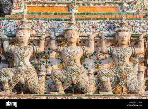 Thailand Bangkok Tempel Von Dawn Wat Arun Aus Dem 19 Jahrhundert 79 Meter Hohen Zentralen Prang