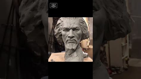 Man Portrait Sculpture Out Of Clay By Artist Mario Chiodo Shorts
