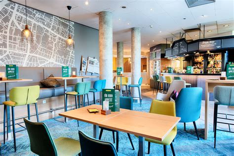 Münchens historische sehenswürdigkeiten und gesellige bierhallen sind vom hotel aus leicht erreichbar. "Gastro" Holiday Inn München - Süd (München ...